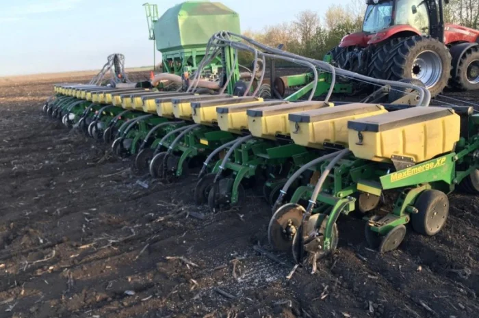 Пневматическая система внесения сухих удобрений John Deere DB-44/55/80, KINZE- фото № 2