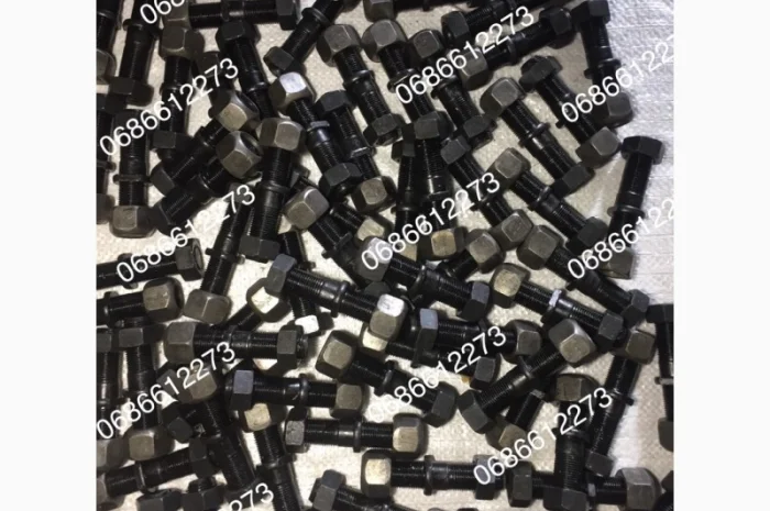 Шпилька колеса 2ПТС-4, КТУ; гайка балонна, ремкомплект кріплення, кришка, пильник- фото № 1