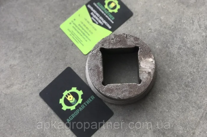 Вкладыш вала включения автомата (42х42мм) СЗГ 00.107 вторичного вала подъема сошников- фото № 1