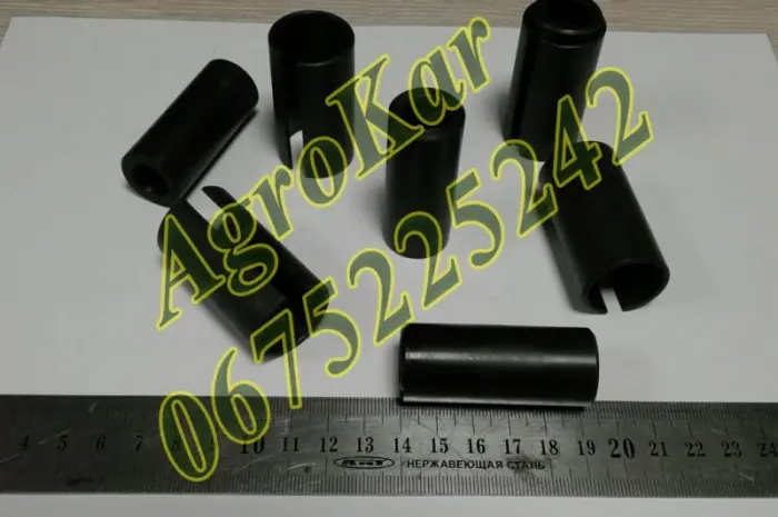 Втулка N231874 гильза N231875 John Deere 980 в стойку AN231366- фото № 2