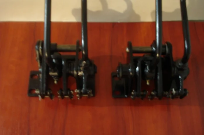 Рычаги управления экскаватора. Для ЭО 2621 и БОРЭКС- фото № 1