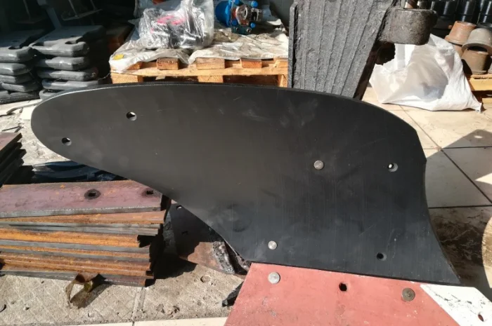 Отвал для плуга ПЛН 3, 35 (5, 35) (пластик Текрон)- фото № 3