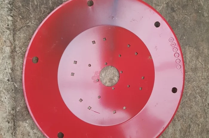 Тарелка рабочая верхняя для роторной косилки 1, 65- фото № 1
