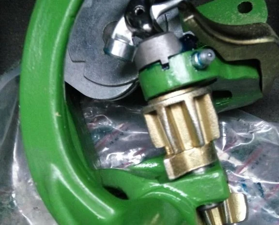 Вязальный аппарат для пресс-подборщика тюкового JOHN DEERE 339, 349, 359, 459- фото № 1