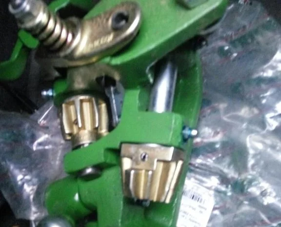 Вязальный аппарат для пресс-подборщика тюкового JOHN DEERE 339, 349, 359, 459- фото № 2