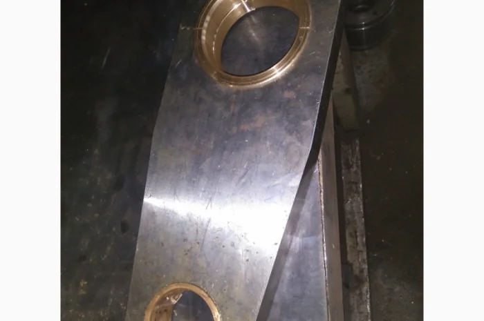 Шатуны с вкладышами для ударно-механического пресса-брикетировщика- фото № 3