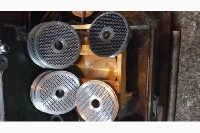 Ролики прессующие в сборе, плоские матрицы, центральные валы- фото № 3