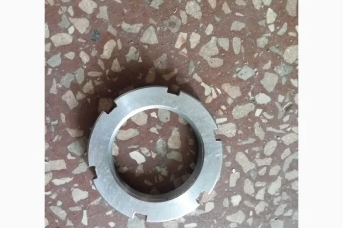 Гайки шлицевые для прессов ОГМ 1, 5- фото № 3