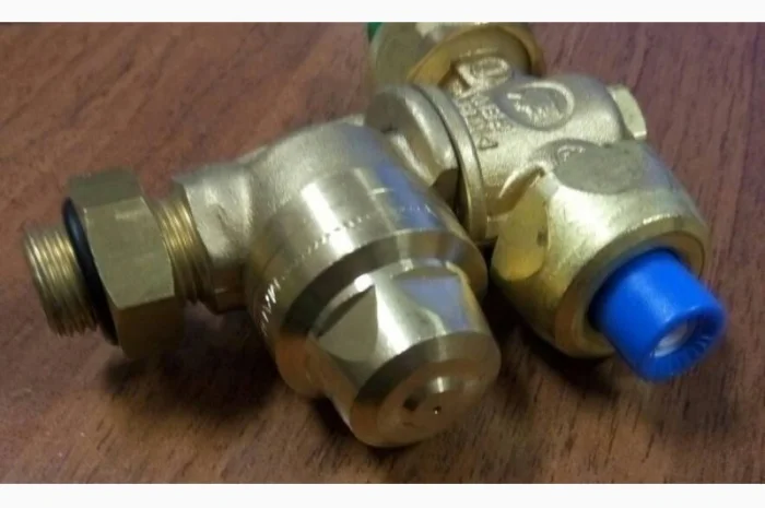 Форсунка до садового обприскувача ОПВ-2000 (Італія, бронза)- фото № 1