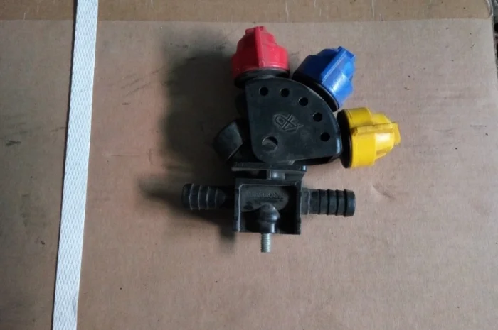 Форсунка тройная- фото № 1