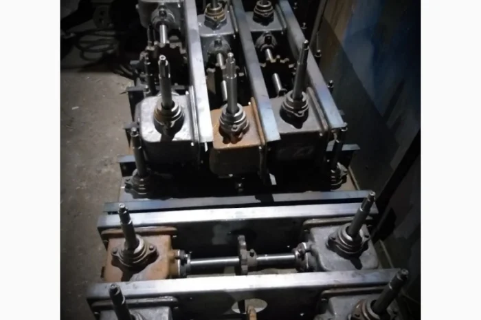 Редуктор живлення ЗМ-60, (живильник ЗМ, питатель ЗМ, кришка з редукторами ЗП 02.300)- фото № 1