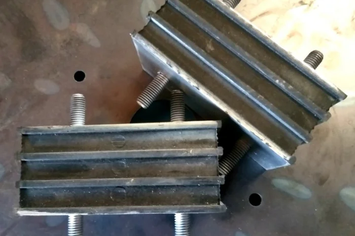 Подушка амортизаційна гумово-металева Петкус К531, К541, К218- фото № 2