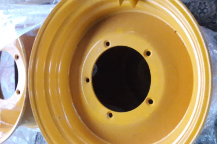 Колеса диски на Bobcat Jcb 3CX 4CX CAT Terex Volvo New Holland Case- фото № 3