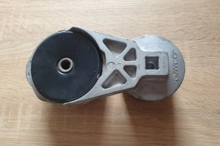 Натягувач ременя приводу генератора JD7830/8430/8335R/9510R (DZ10469/RE243199- фото № 1