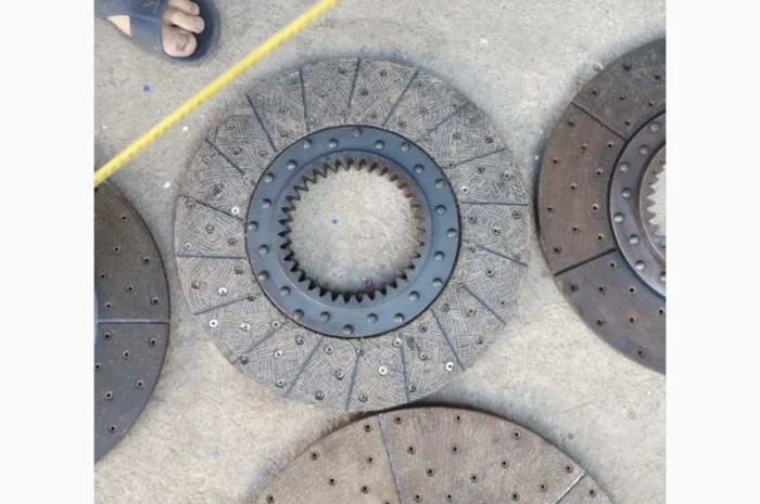 Диск цепления реверс-редуктора 3д6-3д12 в Кременчуг, Днепр, Хмельницкий, Львов, Харьков, Одесса- фото № 2