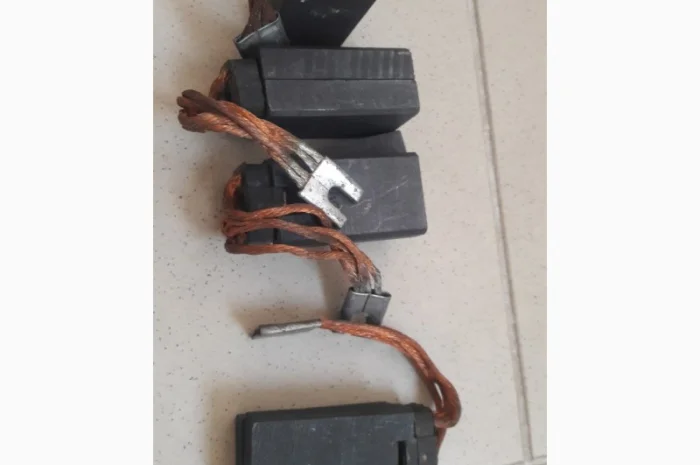 Щетки щеткодержатели крановых электродвигателей в Одесса / Житомир / Киев / Каменское- фото № 4