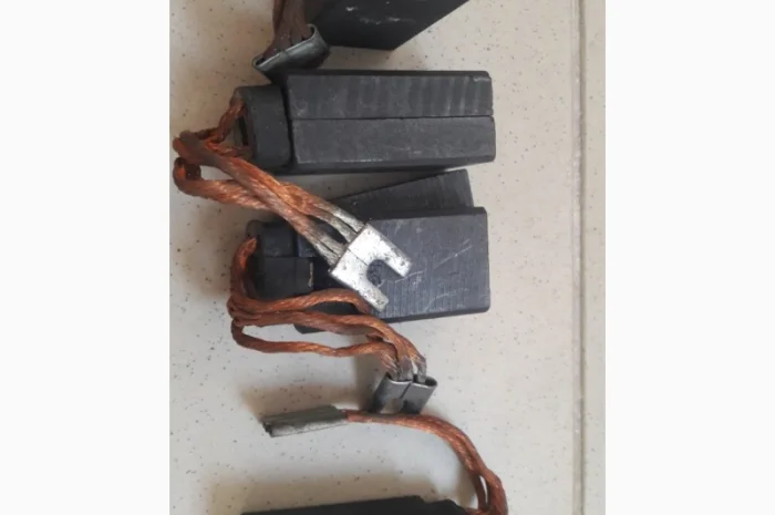 Щетки щеткодержатели крановых электродвигателей в Одесса / Житомир / Киев / Каменское- фото № 5