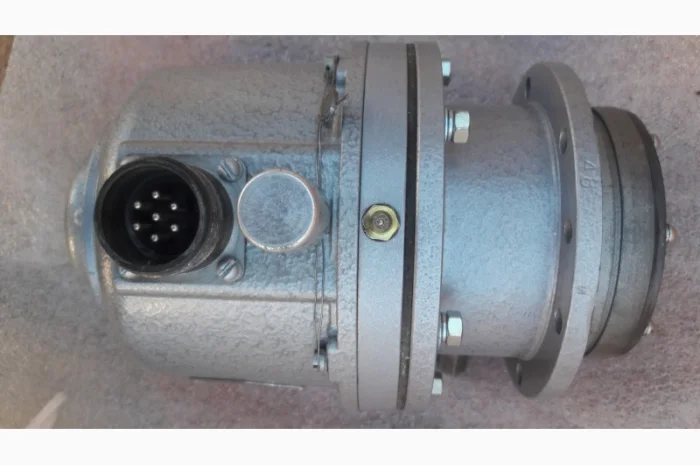 Запчасти К-562М; К-962М1; 4ДМ13М1; К-167; К-364; К-362М2; К-470М2; К-471М2; К-564М1; К-571; К-270М2- фото № 1