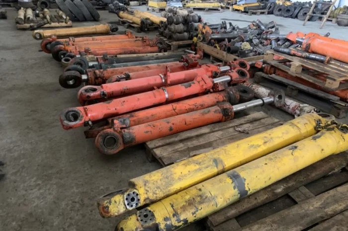 Запчасти CAT, Volvo, Krupp, Komatsu, Jsb, Liebherr, Grove, Honomag в Николаев, Измаил, Одесса, Киев- фото № 13