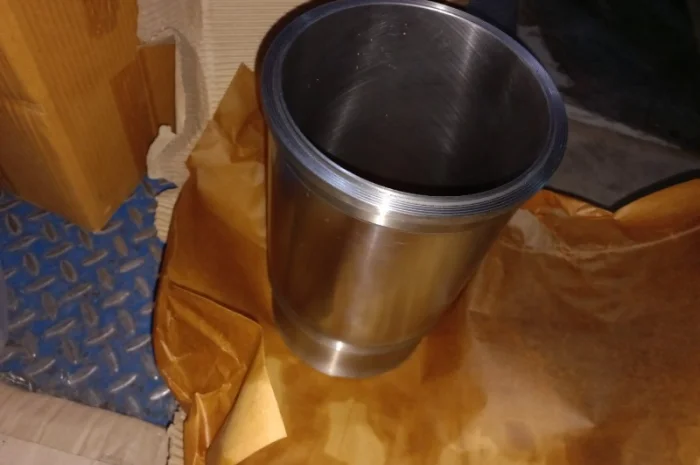 Втулка цилиндровая 1Д6, У1Д6, 3Д6, 7Д6, 1Д12, 7Д12, В-46, УТД-20 в Львов, Ужгород, Винница, Киев- фото № 1