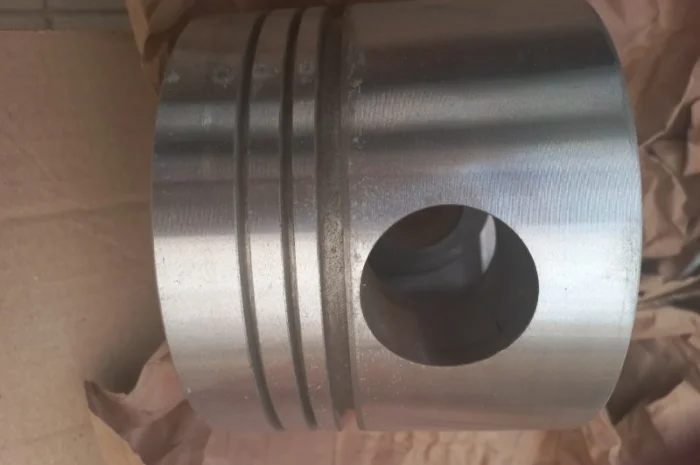 Поршень дизеля УТД-20 в Ужгород, Львов, Житомир, Винница, Днепр, Запорожье, Черкассы- фото № 1