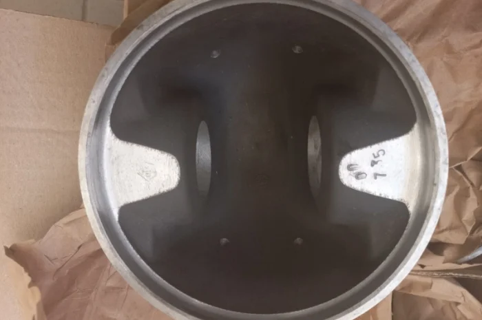 Поршень дизеля УТД-20 в Ужгород, Львов, Житомир, Винница, Днепр, Запорожье, Черкассы- фото № 19