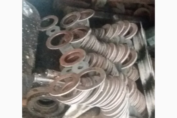 Прокладка коллектора Д-160, Т-170, Т-130 (700-40-3880СП)- фото № 1