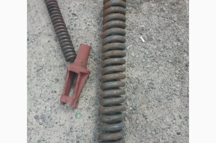 Пружина натяжителя колеса направляющего ДТ-75 (77.32.115)- фото № 1