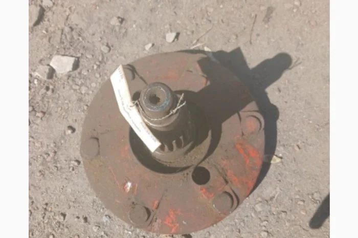 Ось заднего колеса т-16, Т-25 (А25.39.026)- фото № 1