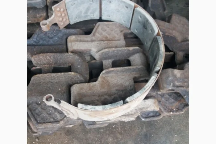 Лента тормозная Т-150Г гусеничная (150.37.018)- фото № 1