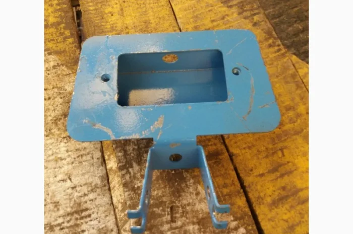 Кронштейн крепления поворотов Т-150 (151.48.045)- фото № 1