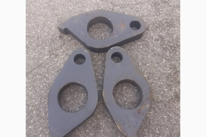 Рычаг упорный цилиндра навески Т-150 нового образца (120.56.133)- фото № 1