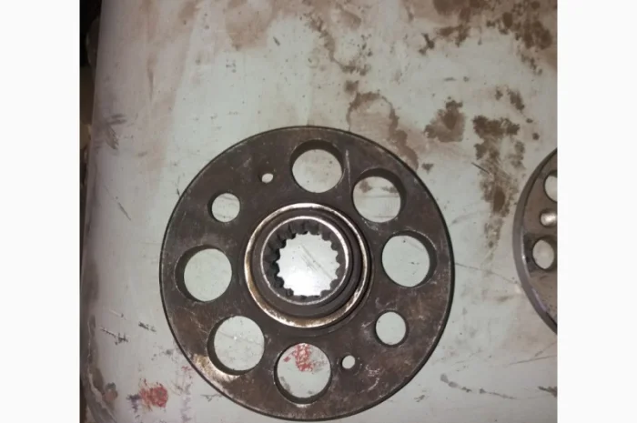 Флянец коленвала Т-150 под ЯМЗ (20*160)- фото № 1