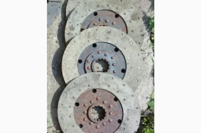 Диск сцепления ДТ-75, А-41 жесткий (01-21С6) п-во СССР- фото № 1