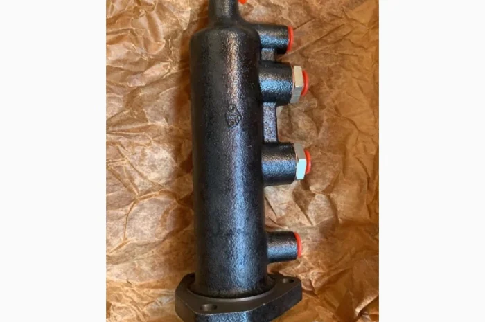 Головний гальмівний циліндр LKT-80, LKT-81- фото № 1