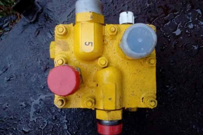 Коробка золотниковая 50-345-00 продажа в Краматорске, Мариуполе, Львове, Киеве, Кривом Роге- фото № 1