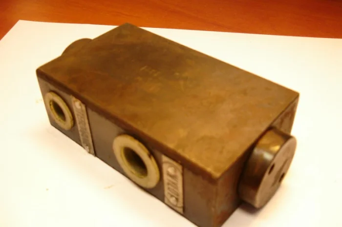 Гидрозамки выносной опоры автокрана Кс5473, Кс6471, Кс6472, Кс6471а, Кс7471, Кс5363, Кшт50.01- фото № 4