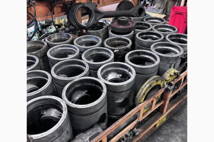 Запчасти кораблей, буксиров, пароходов, дизелей в Одесса, Николаев, Измаил, Черноморск, Киев- фото № 1