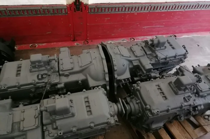 Грузовые автозапчасти Урал, Зил, Камаз, Краз, МАЗ, Газ- фото № 19