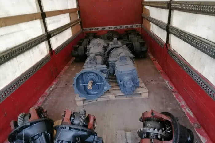 Грузовые автозапчасти Урал, Зил, Камаз, Краз, МАЗ, Газ- фото № 17