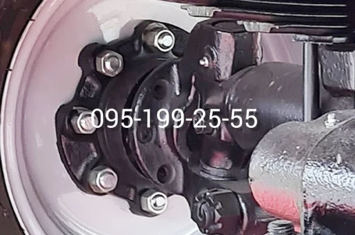 Кулак поворотний КТУ-10А, 2ПТС-4; маточина колеса КТУ-10А, 2ПТС-4- фото № 1