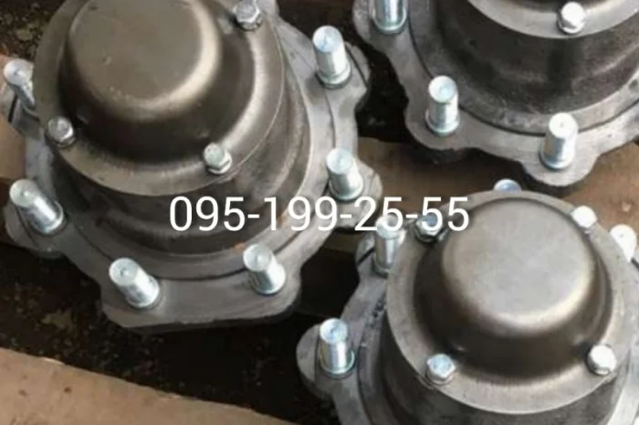 Маточина колеса, кришка маточини - 2ПТС-4- фото № 1