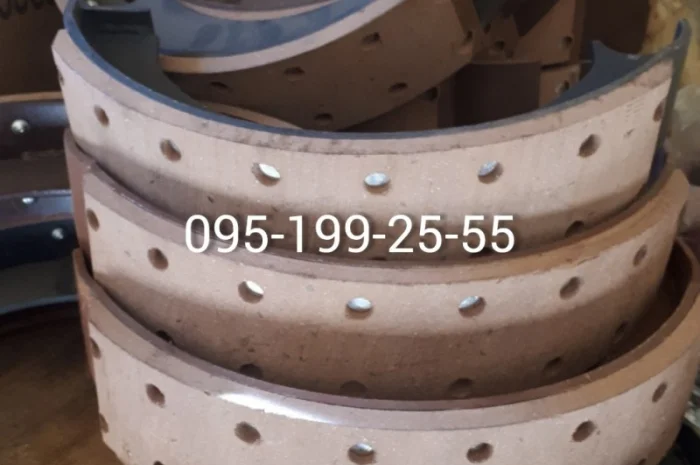 Гальмівна колодка в зборі 2ПТС-4- фото № 1