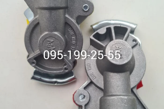 Головка гальмівної системи - причепа тракторного- фото № 1