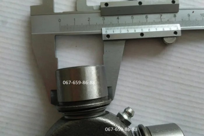 Крестовина карданного вала 8817014 / 442072050367 на погрузчик UN-053- фото № 3