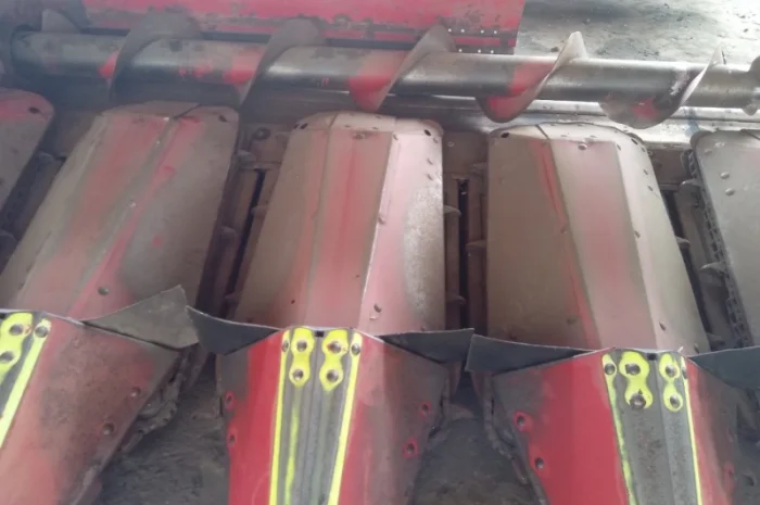 Продажа запчастей б/у к жатке Олимак трактору кейс и сеялке Джон Дир 1890- фото № 4