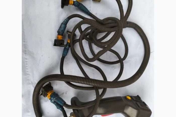 BHB3224 Джойстик керування стрілою Дієчі Запчастини Диечи Запчасти Diec- фото № 1