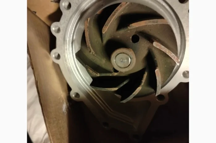 Насос водяной ЯМЗ 536-1307010-20- фото № 3