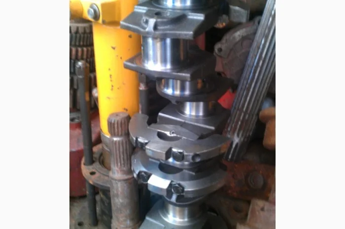 Распредвал ЮМЗ- фото № 5