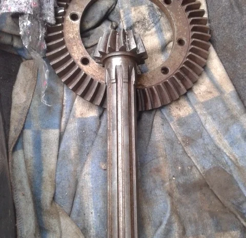 Вал вторичный ЮМЗ-6 40-1701105 СССР- фото № 1